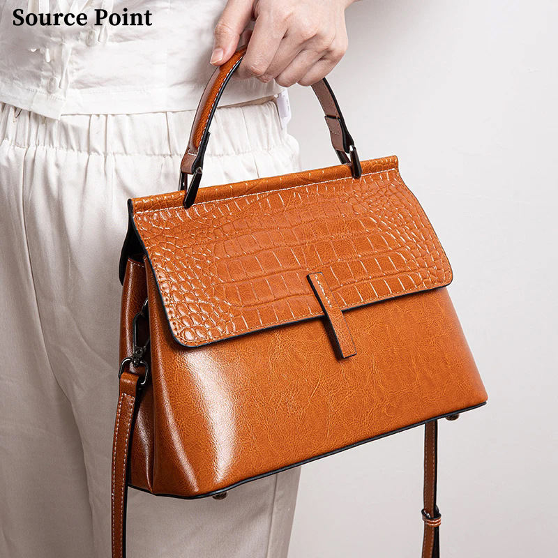 Vintage vintage genuine leather handbag, crocodile print shoulder shell handbag, adjustable strap, crossbody bag
